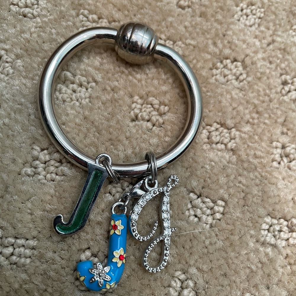 Silver Screw Key Ring with J charms